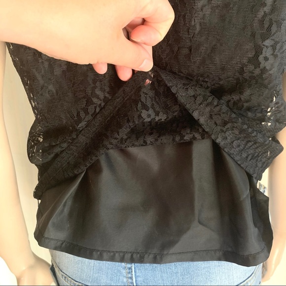 3/$30 Steilmann Black Lace Sleeveless Lined Blouse - Picture 9 of 10